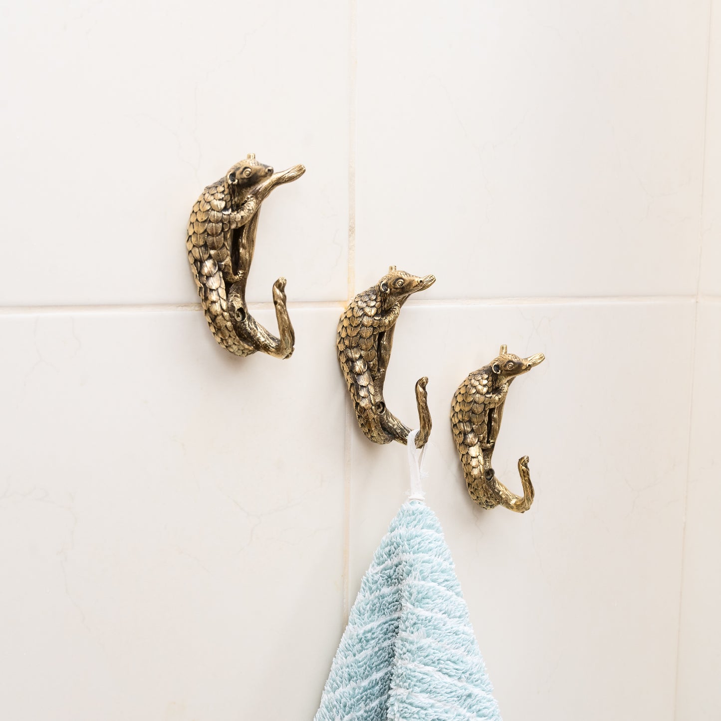 Handmade Wall Hook "Pangolin"
