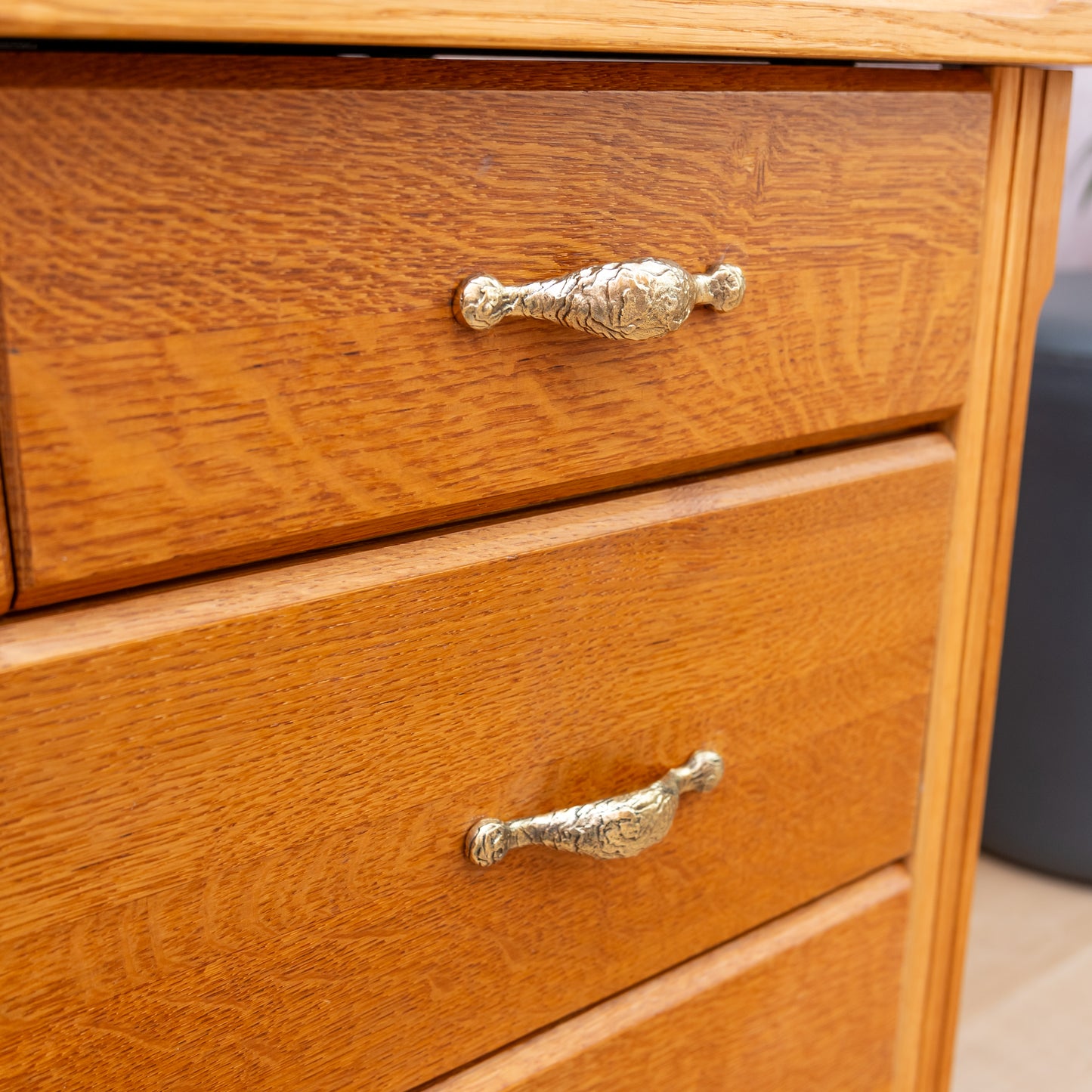 Furniture Handle "Tree Bark Texture"