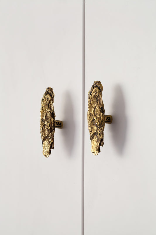 Furniture Handle "Tree bark" (long form)