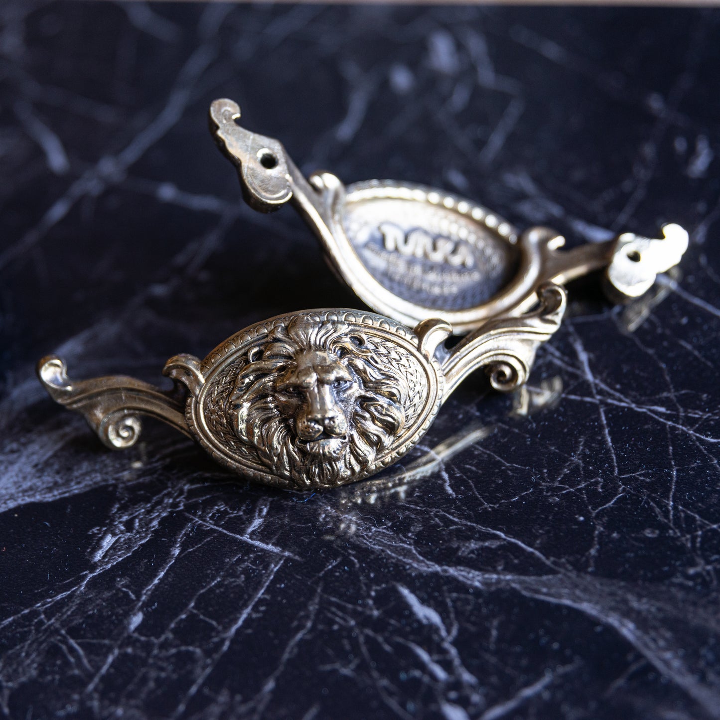 Furniture Double Handle "Lion"