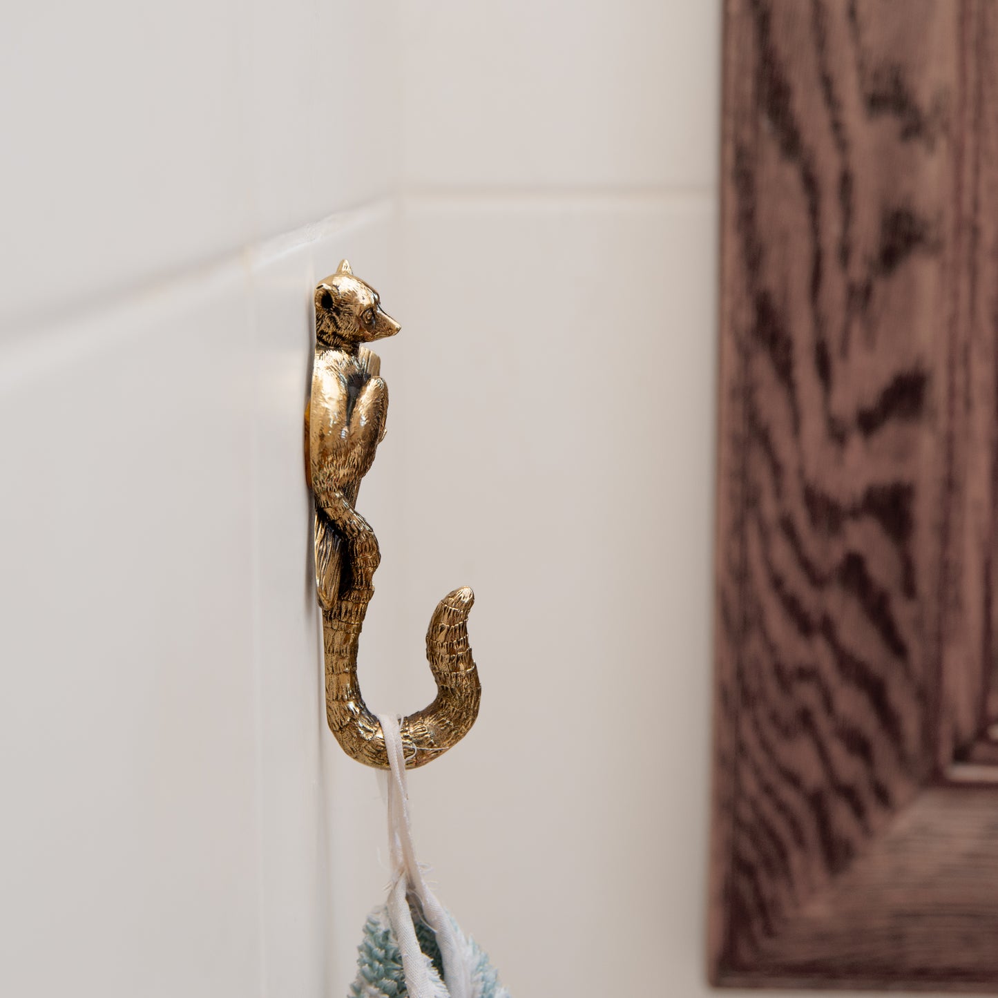 Handmade Wall Hook "Lemur"