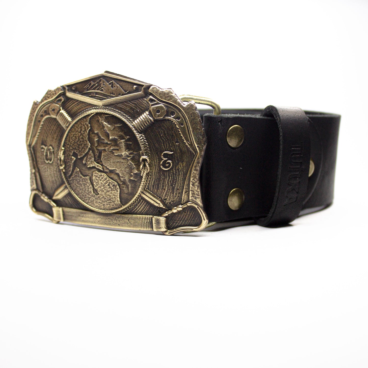 Leather belt with brass buckle "Сlimber"